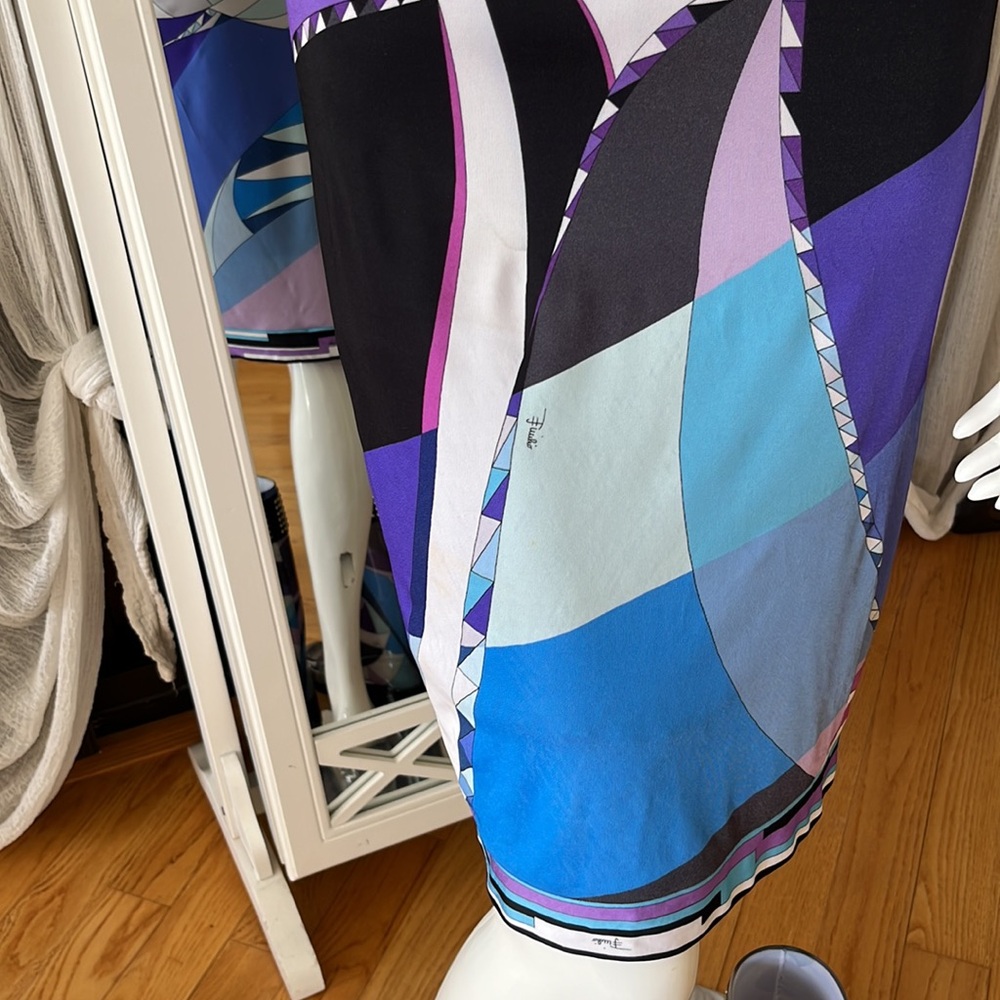 Authentic Emilio Pucci awesome fully lined Fun easy to match up everything skirt - Picture 3 of 12